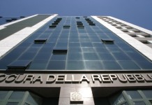 Violenze e torture sul coetaneo, gli indagati si scusano poi non rispondono davanti al gip